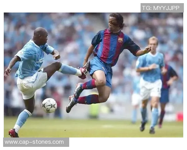 足球明星怪兽揭秘：他们背后的传奇故事与不为人知的秘密